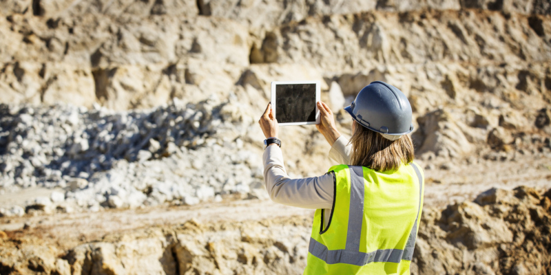 Build a Technology Implementation Roadmap for Your Mine to Ensure Maximum ROI 